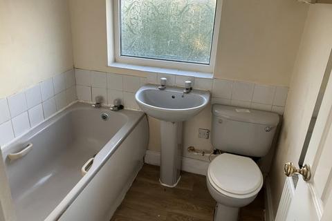 1 bedroom flat to rent, South End Road, Hornchurch