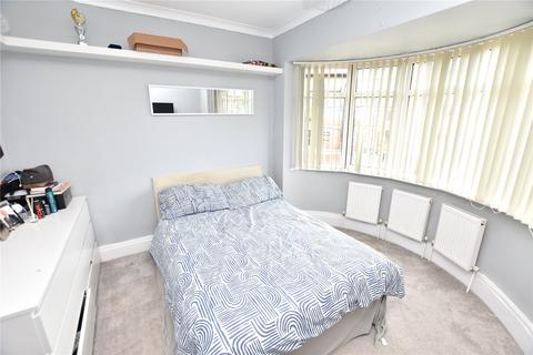 6 Broadway, Leeds, LS15 0LX