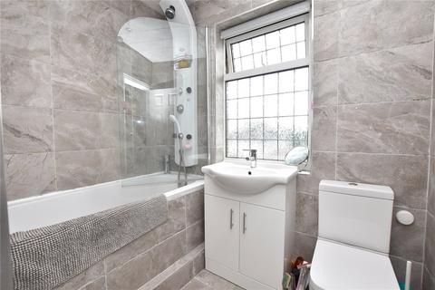 6 Broadway, Leeds, LS15 0LX