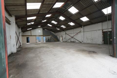 Warehouse to rent, Askew Farm Lane, Grays