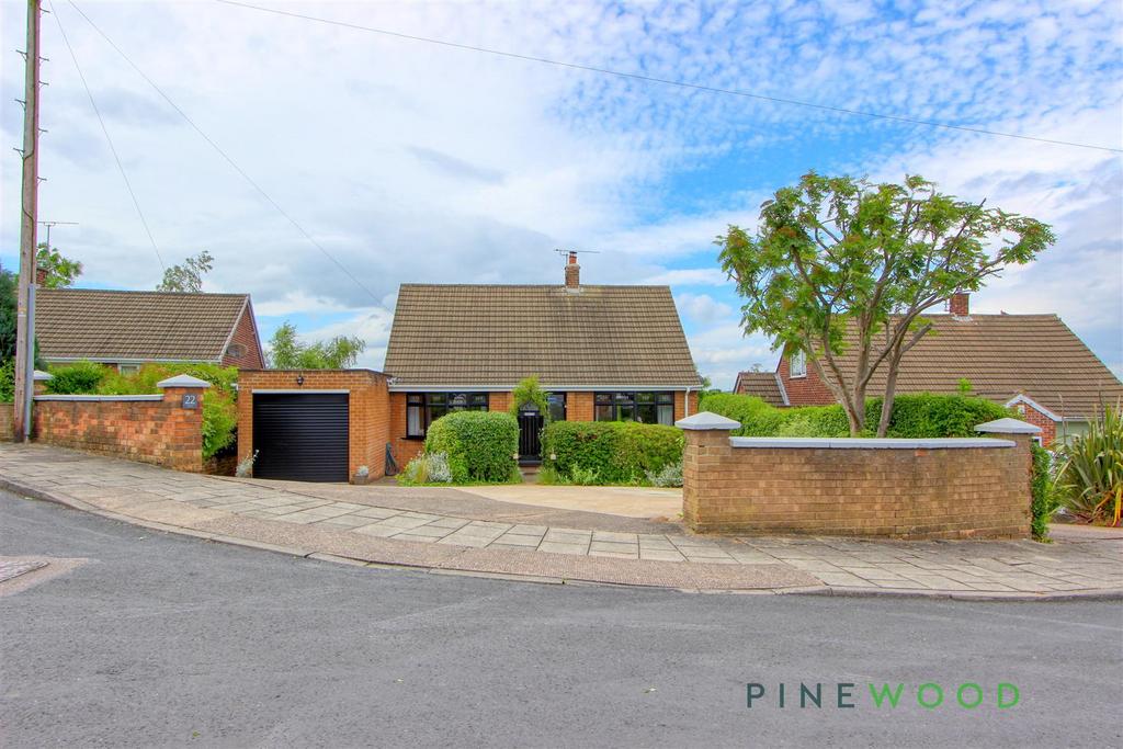Oundle Drive, Mansfield NG19 3 bed detached bungalow for sale £229,950