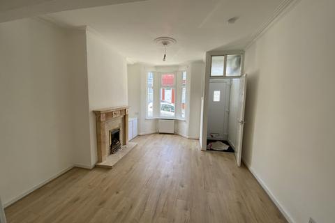 undefined, Liverpool L4