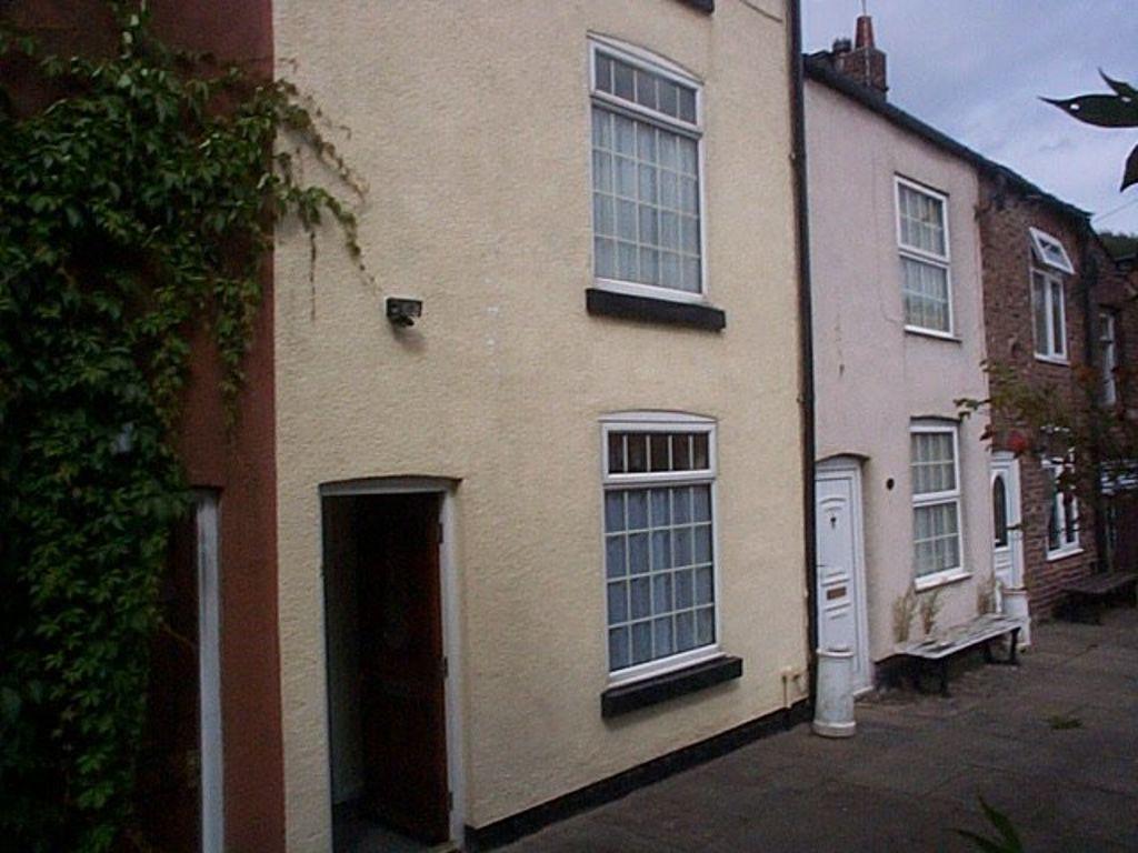 Millstone Passage, Macclesfield 2 bed terraced house to rent £695 pcm