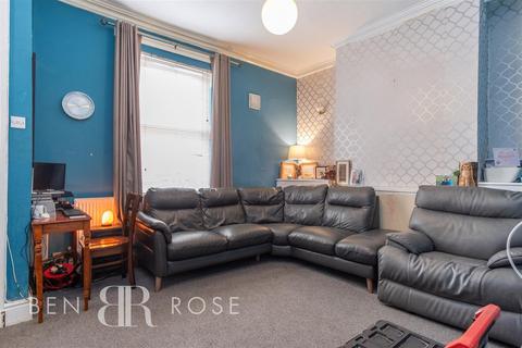 52 Chester Road, Preston, PR1 5HR