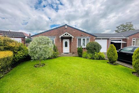 2 bedroom bungalow to rent, Pexhill Drive, Macclesfield