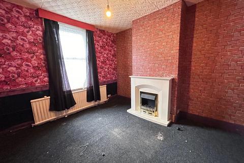2 bedroom terraced house for sale, Nelson Street, Scarborough
