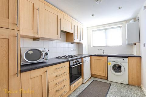 2 bedroom apartment for sale, Kilby Road, Stevenage SG1