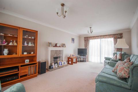 4 bedroom detached house for sale, Little Nell, Newlands Spring, Chelmsford