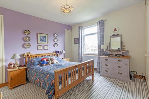 3, Pineapple Cottages Baslow Road, Bakewell, DE45 1AF