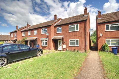 3 bedroom property to rent, Woolley Close, Brampton, Huntingdon