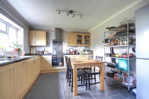 3 bedroom property to rent, Woolley Close, Brampton, Huntingdon