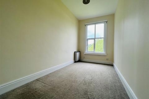 2 bedroom apartment to rent, 57C Newbridge Crescent, Newbridge, Wolverhampton