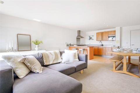 3 bedroom apartment for sale, Carronade Court, London, N7