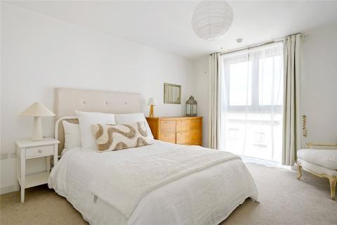 3 bedroom apartment for sale, Carronade Court, London, N7