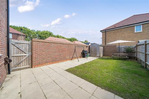 3 bedroom semi-detached house for sale, Potters Way, North Bersted