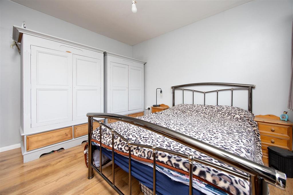 1 A Jenkins Street Trowbridge BA14 8 NE (16).jpg