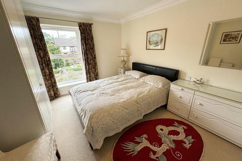 2 bedroom apartment for sale, Bramhall Lane South, Bramhall