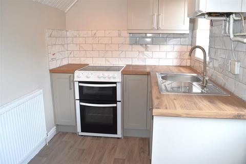 1 bedroom terraced house to rent, The Oaks, Masham