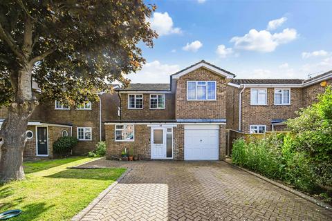 4 bedroom detached house for sale, Cherry Avenue, Yapton