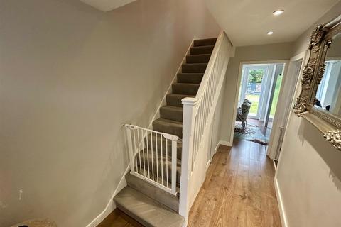 31 Amesbury, Waltham Abbey, EN9 3LH