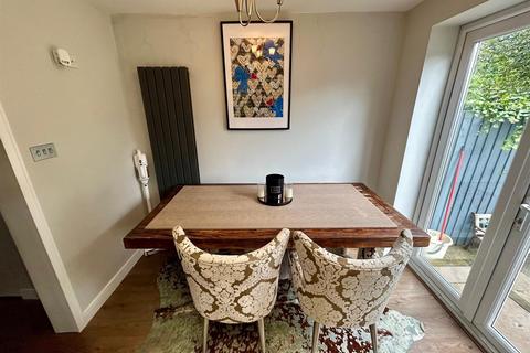 31 Amesbury, Waltham Abbey, EN9 3LH