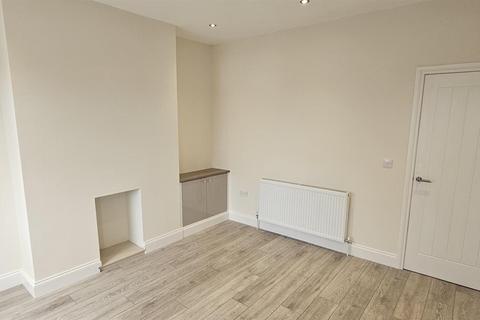 2 bedroom house to rent, Appleton Gate, Newark