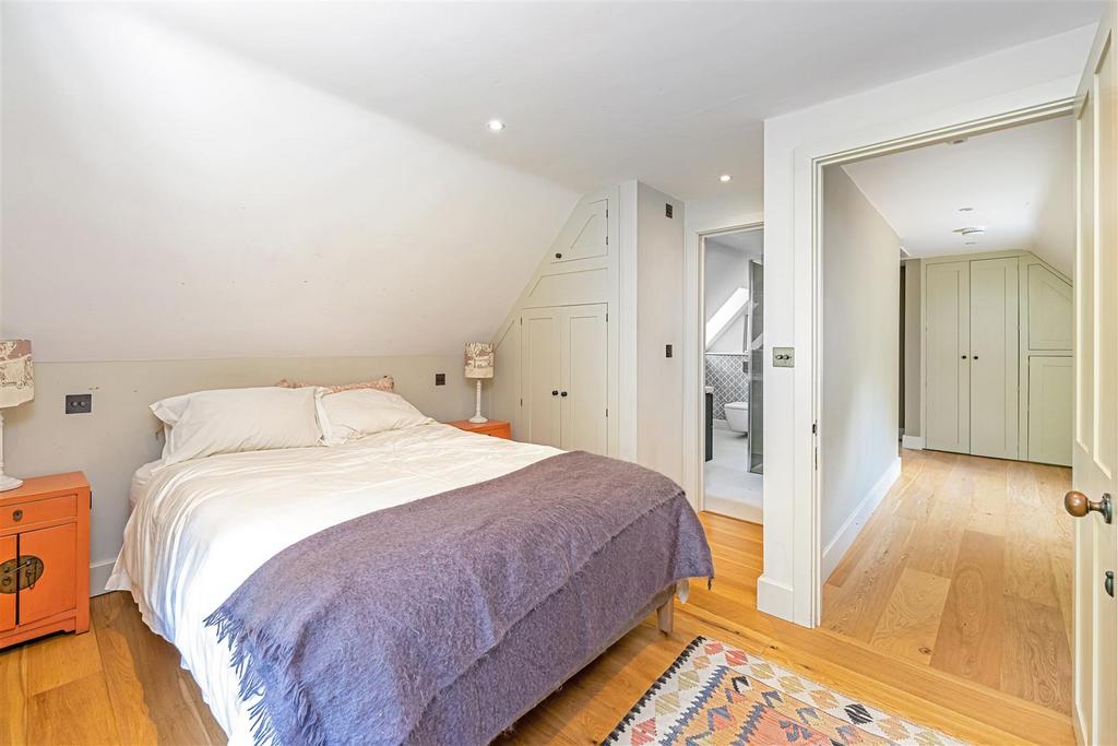 Roundless Cottage, High Button, GU8 6 NR-64.jpg