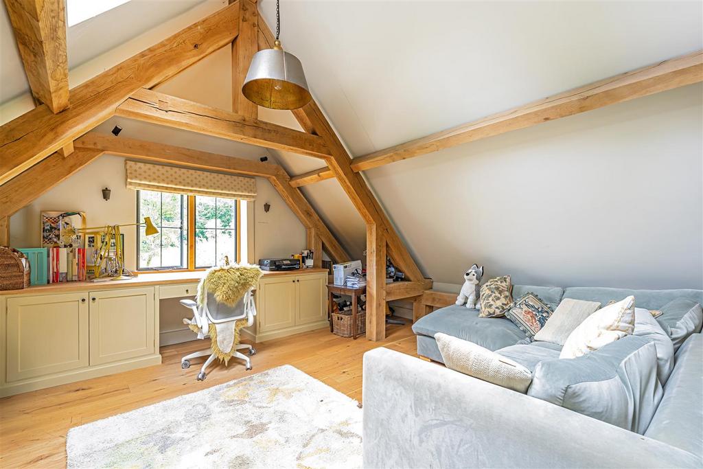 Roundless Cottage, High Button, GU8 6 NR-109.jpg