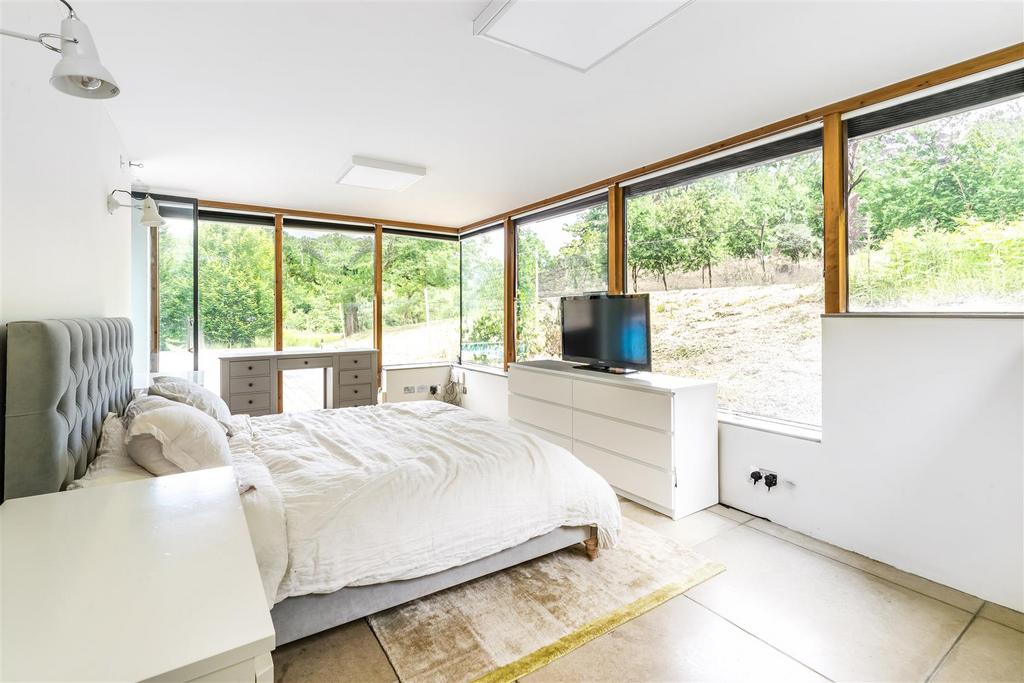 Roundless Cottage, High Button, GU8 6 NR-119.jpg