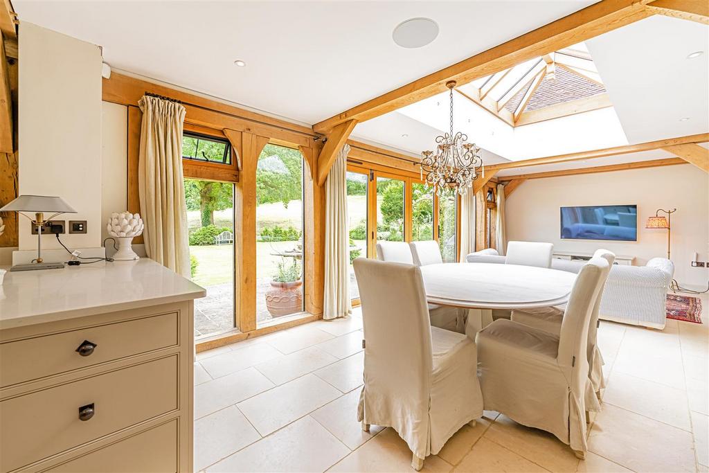 Roundless Cottage, High Button, GU8 6 NR-101.jpg