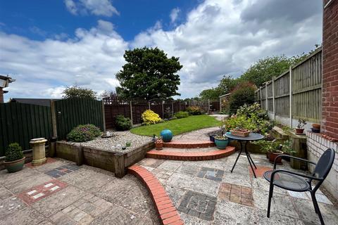 3 bedroom semi-detached house for sale, Monckton Road, Oldbury, West Midlands