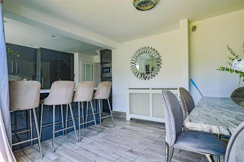 7 Apollo Way, Hemel Hempstead, HP2 5QG