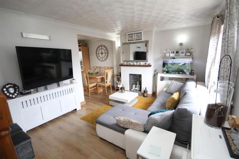 2 bedroom terraced house for sale, Coller Crescent, Dartford