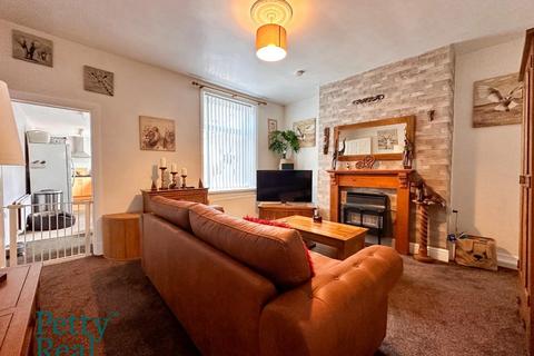 2 bedroom terraced house for sale, Sun Street, Colne