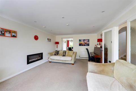 4 bedroom detached house for sale, Rusper Road South, Worthing