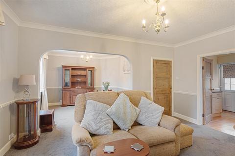 3 bedroom end of terrace house for sale, Shipton Road, Clifton, York