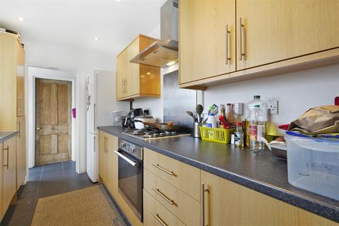 2 bedroom terraced house for sale, Braemar Road, Brentford TW8