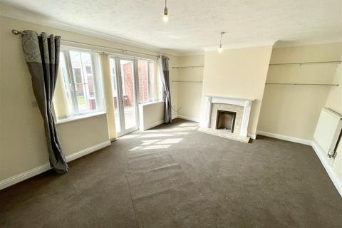 4 bedroom detached house for sale, Ash Close, Spalding