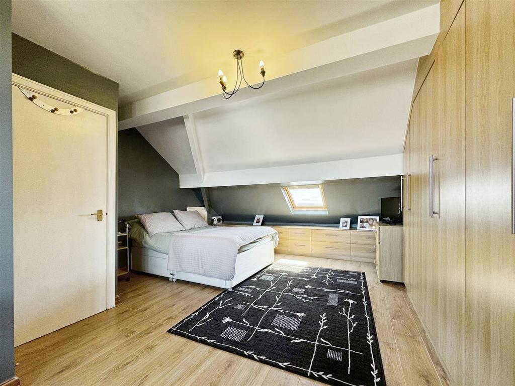 Bedroom 4 (2)