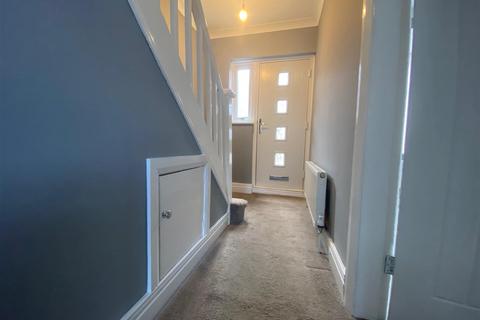 3 bedroom semi-detached house to rent, St Thomas Street, Low Fell, Gateshead