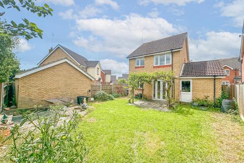 3 bedroom detached house for sale, Primrose Walk, Southminster CM0