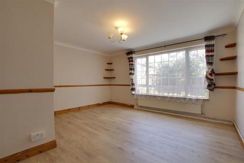 3 bedroom terraced house for sale, Pentrich Avenue, Enfield