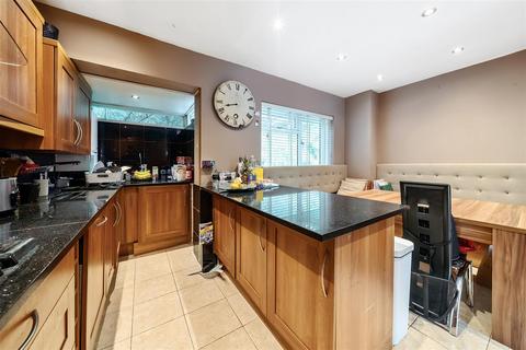 3 bedroom semi-detached house for sale, Fellbrook, Richmond TW10