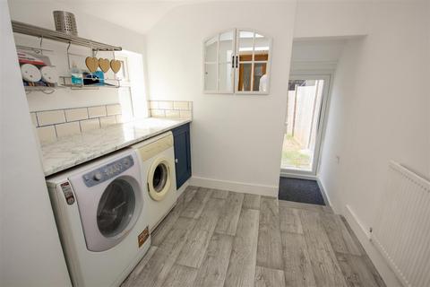 30 Irchester Road, Rushden, NN10 9XE
