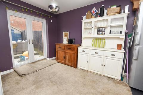 5 Bramble Patch, Shaftesbury, SP7 8GH