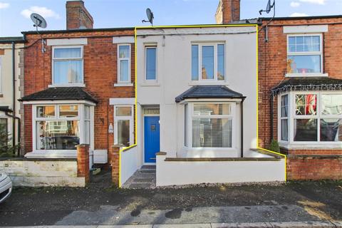 2 bedroom terraced house for sale, Queen Street, Irthlingborough