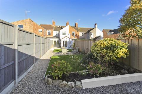 2 bedroom terraced house for sale, Queen Street, Irthlingborough