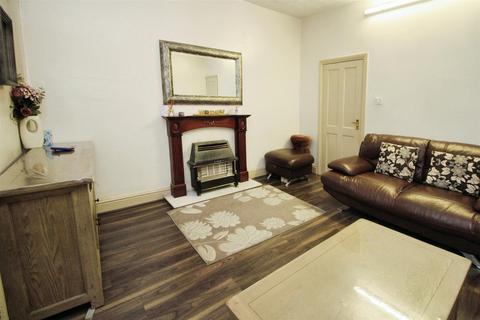 4 bedroom terraced house for sale, Thornbury Drive, Bradford BD3