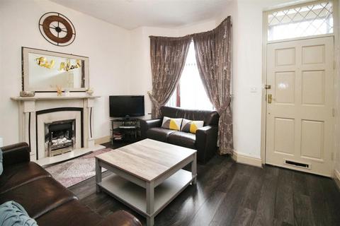 4 bedroom terraced house for sale, Thornbury Drive, Bradford BD3