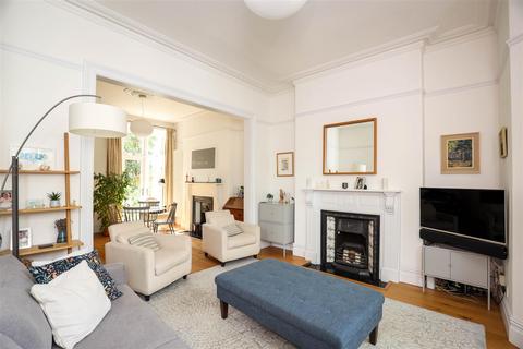 5 bedroom end of terrace house for sale, 38 Stanwell Road, Penarth, Vale of Glamorgan, CF64 2EY